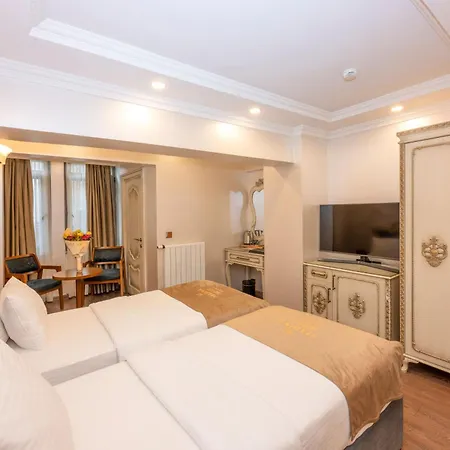 Hotel Almadina 3*