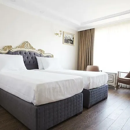 Almadina Hotel