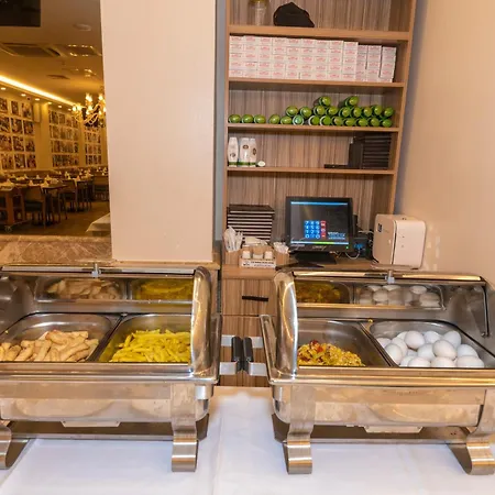 Almadina Hotel 3*