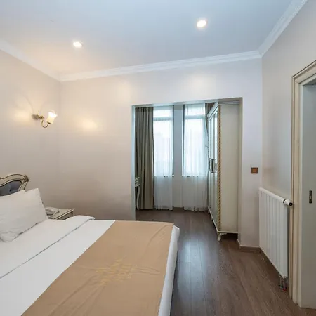 מלון Almadina 3*