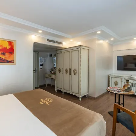 Almadina Hotell