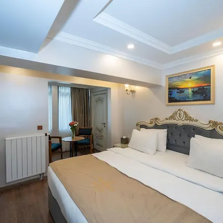 Hotell Almadina 3*