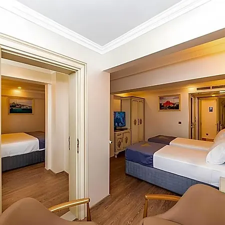 Almadina Otel 3*