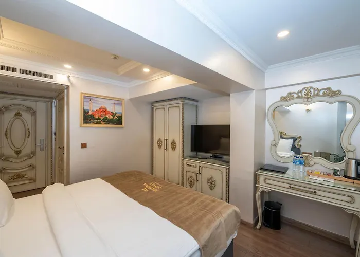 Almadina מלון 3*