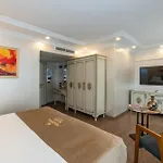Almadina Hotel