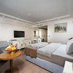 Almadina Hotel 3*