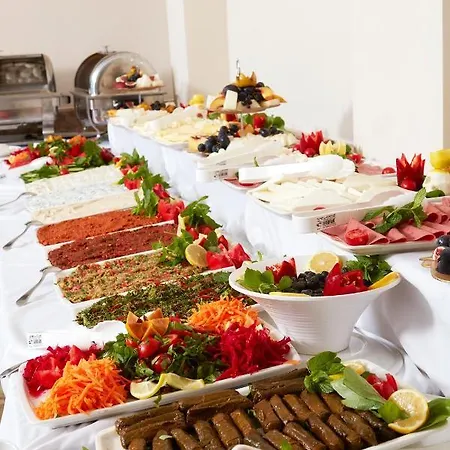 Almadina Otel 3*